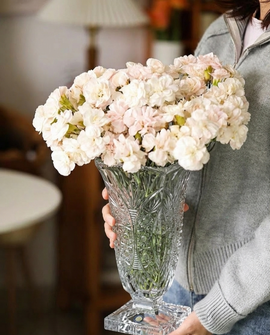 Bình hoa pha lê hiện đại