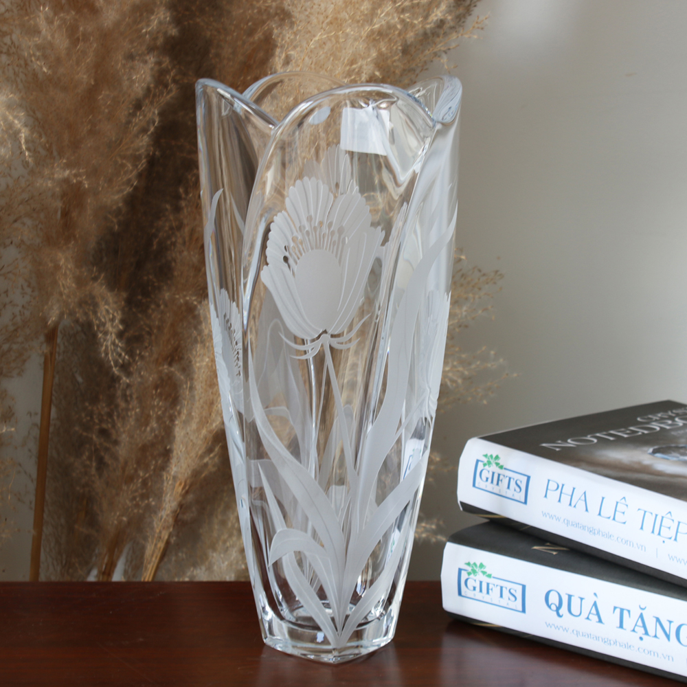 Bình hoa pha lê mài thủ công
